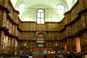 Biblioteca Angelica - Rome, Photo from http://www.aboutroma.com/libraries-in-rome.html 