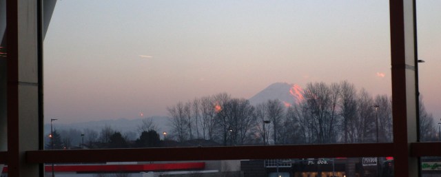 Mount Rainier from the Mall 1.8.16
